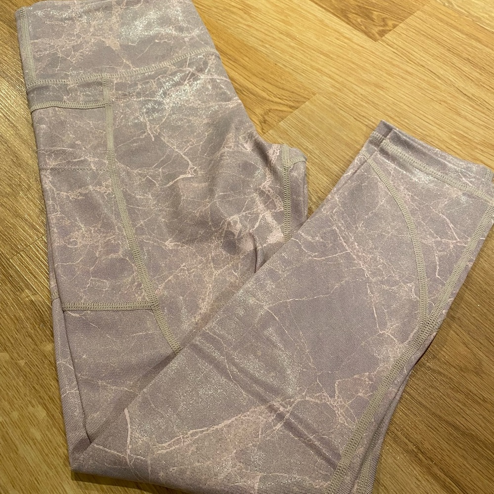 Brand new never worn pink Zyia LNT with pockets